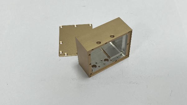 鋁合金CNC加工的原理與優(yōu)點(diǎn)是什么？